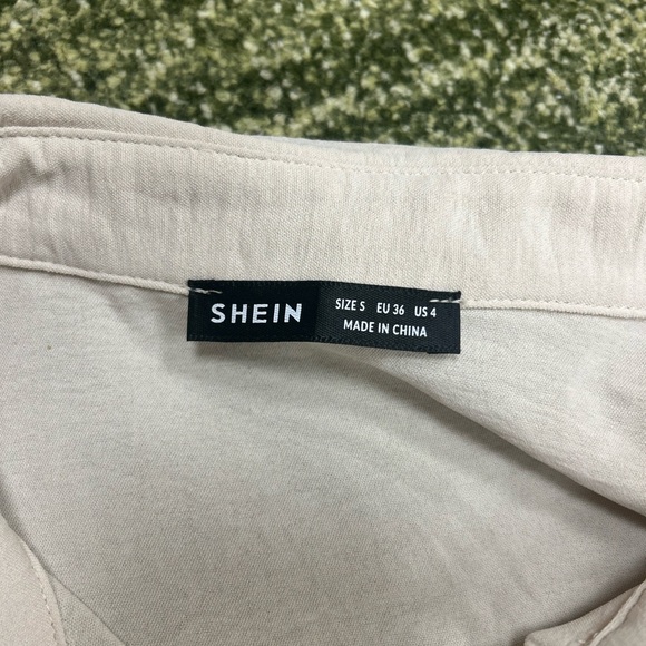 SHEIN botton down shirt dress - Picture 3 of 6
